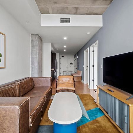 Modern 1Br Condo On Rainey St With Pool And Views Όστιν Εξωτερικό φωτογραφία