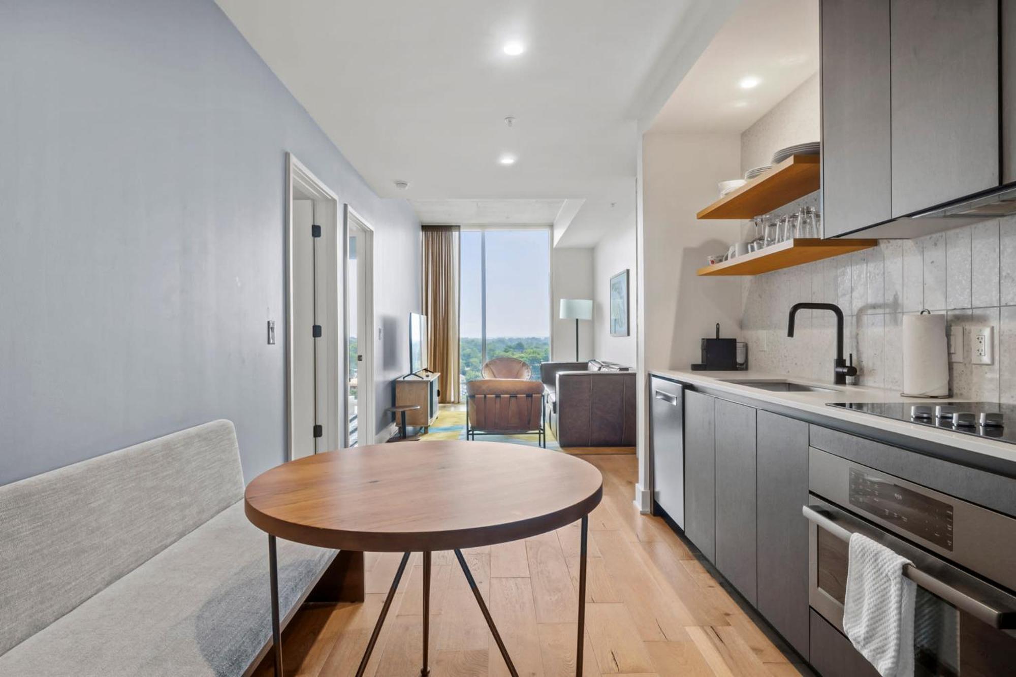 Modern 1Br Condo On Rainey St With Pool And Views Όστιν Εξωτερικό φωτογραφία